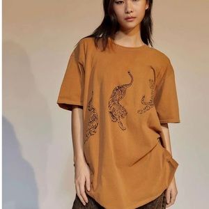 urban outfitters tiger t shirt project social t